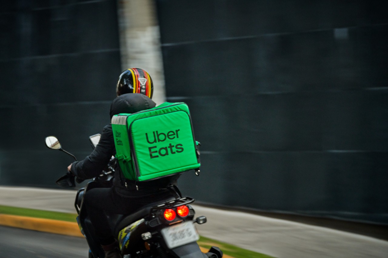 Capture d'écran de Uber Eats | Livraison de repas et courses à domicile
